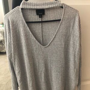 Choker long sleeve sweater
